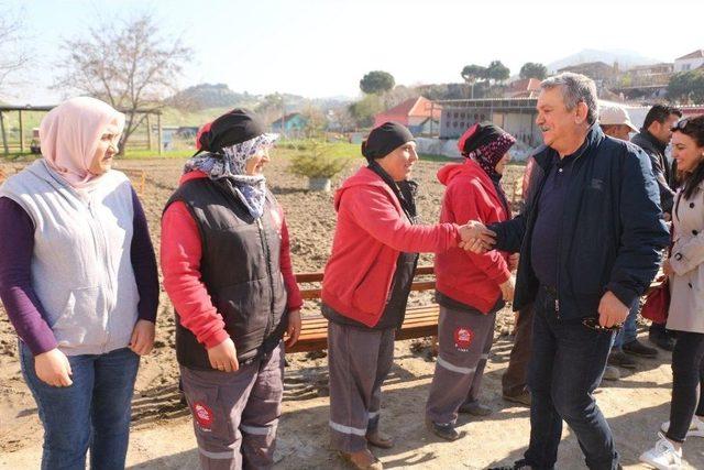 Kuşadası Belediyesi’nden Akıllı Köye Teknik Gezi