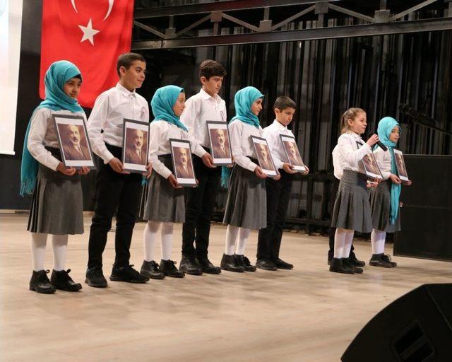 Varto’da ’istiklal Marşı’nın Kabulü Ve Mehmet Akif Ersoy’u Anma Programı’ Gerçekleştirildi