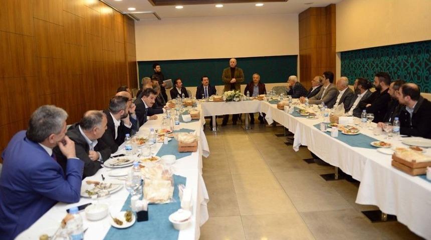 Kocaeli Erzurumlular Derneği Kurtuluşu Unutmadı