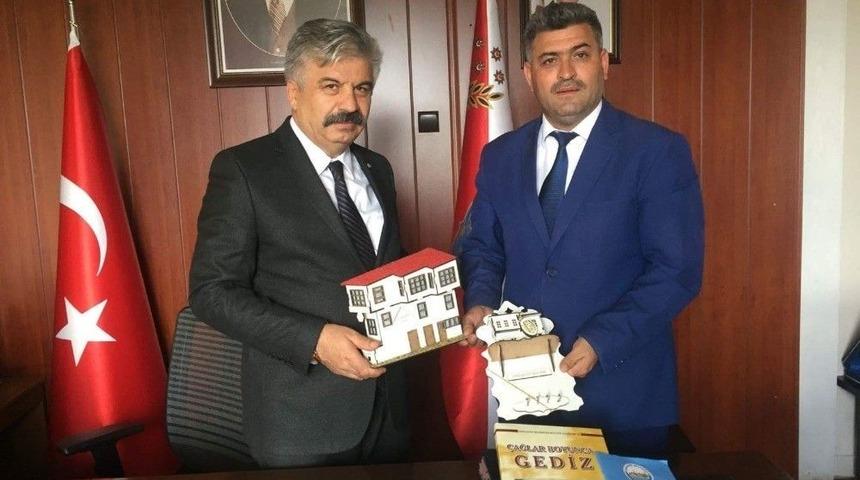 Başkan Şimşek: Yerel Yönetimlerin En Önemli Organı Belediyedir