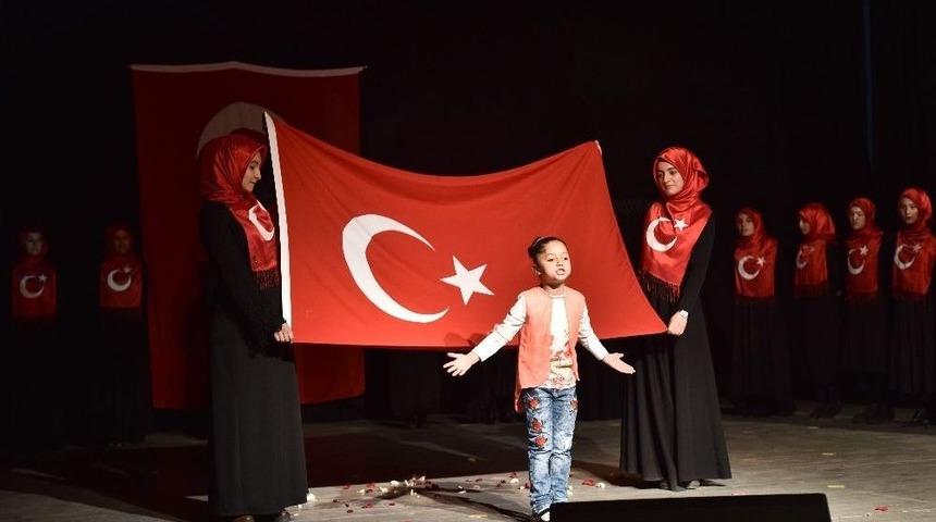 Ahlat&rsquo;ta İstiklal Marşı&rsquo;nın Kabul&uuml; Ve Mehmet Akif Ersoy&rsquo;u Anma G&uuml;n&uuml;