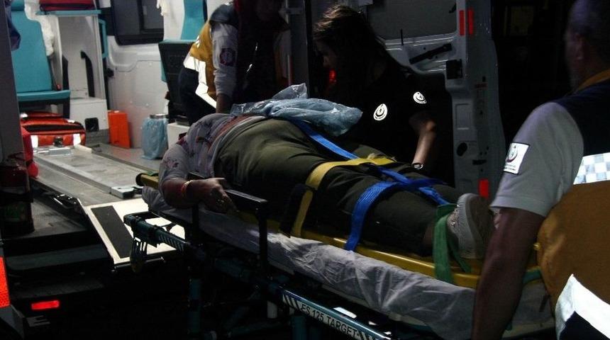 Kilis&rsquo;te Trafik Kazası: 2&rsquo;si Ağır 4 Yaralı