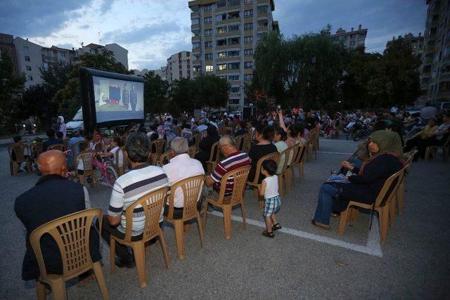 Yenimahalle’de Açık Hava Sinema Günleri Başladı