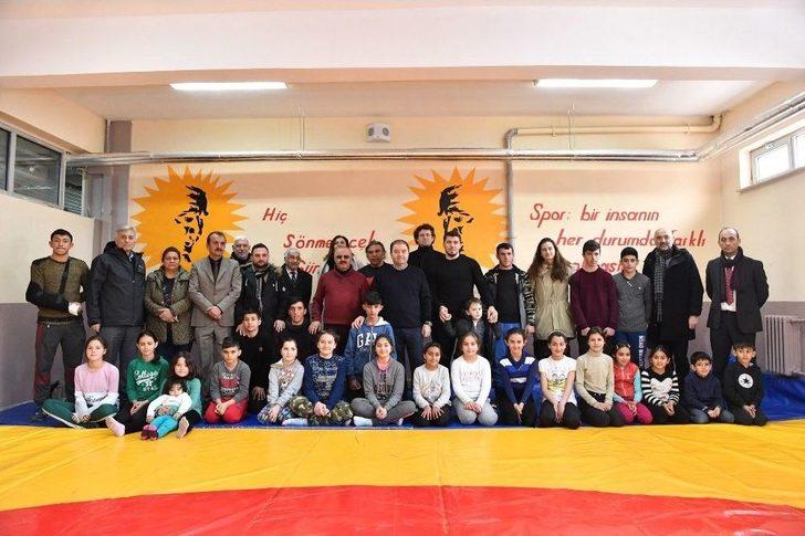Maltepe’den Çıldırlı Sporculara Destek G2