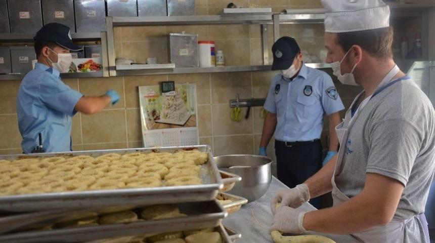 Zabıta, Güvenli Alışveriş İçin Bayram Mesaisinde