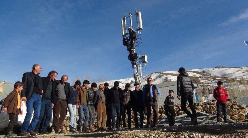 K&ouml;yl&uuml;lerin Baz İstasyonu Sevinci