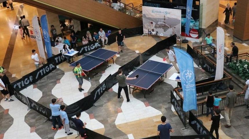 Şanlıurfa Piazza, Masa Tenisi Turnuvasına Ev Sahipliği Yaptı