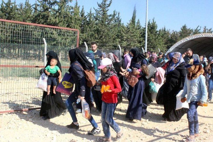 Ülkesine Bayramlaşmak İçin Giden Suriyelilerin Sayısı 31 Bine Ulaştı G4
