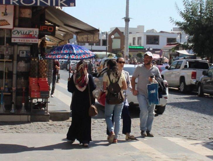 Güneşi Gören Kaçtı G1