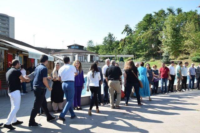 Düzce Üniversitesi Mensupları Bayramlaşma Töreninde Bir Araya Geldi