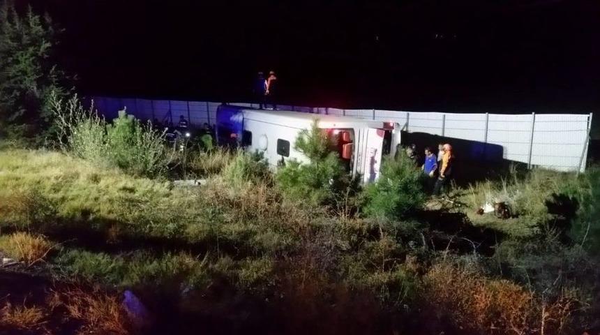 Afyonkarahisar&rsquo;daki Otob&uuml;s Kazasında &Ouml;len Ve Yaralananların Kimlikleri Belli Oldu