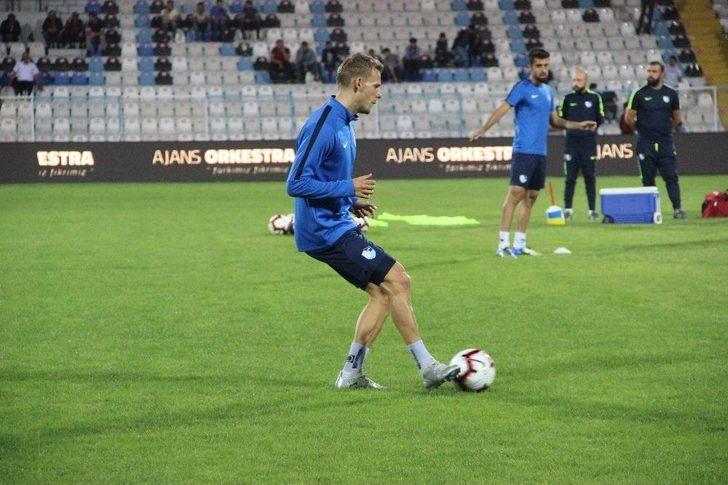 B.b. Erzurumspor Beşiktaş Maçı Hazırlıklarını Sürdürdü G5