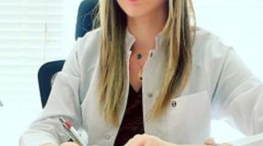 Badem Göz Estetiği İle Etkili Bakışlar