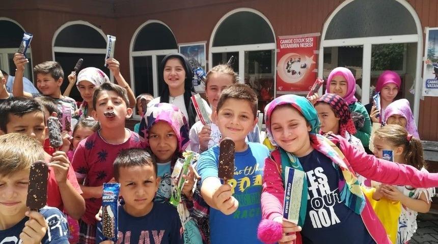 Kur&rsquo;an Kursu &Ouml;ğrencilerini Serinleten İkram