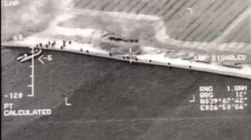 İzmir&rsquo;de 16 D&uuml;zensiz G&ouml;&ccedil;men Yakalandı