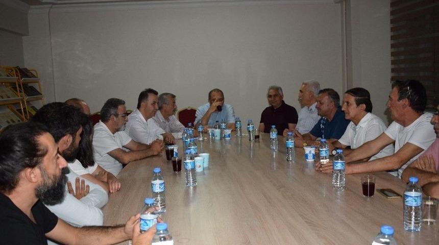 Vali Kaban’dan Dernek Ziyareti