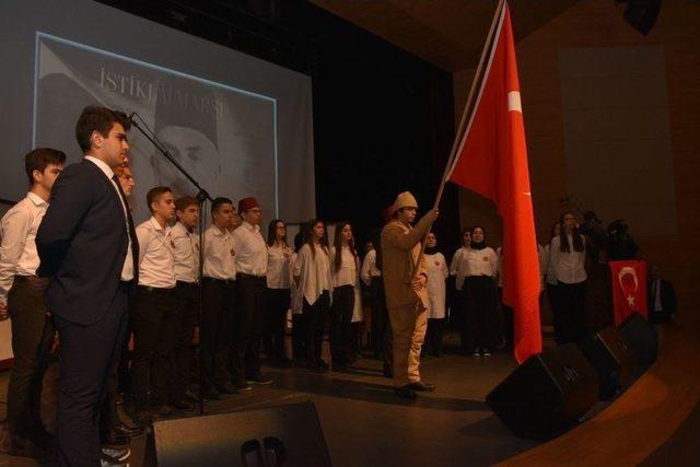 İstiklal Marşının Kabulünü Andılar