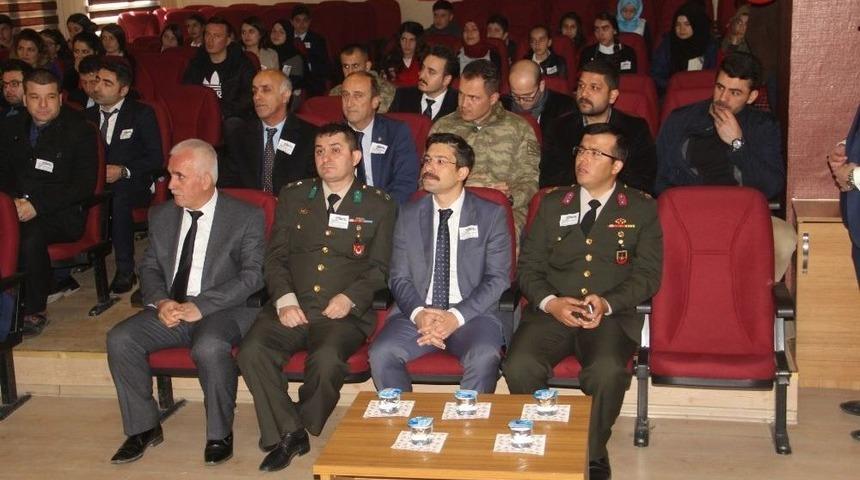 Van Başkale&rsquo;de İstiklal Marşı&rsquo;nın Kabul&uuml; Ve Mehmet Akif Ersoy&rsquo;u Anma Programı