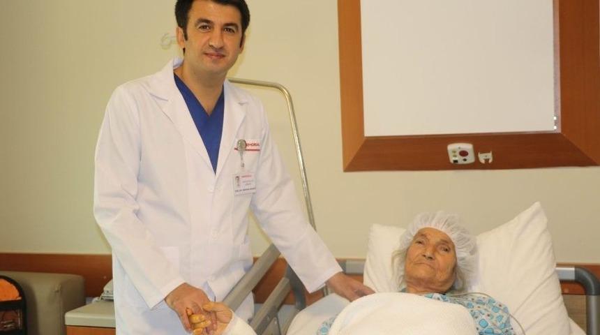 Acil Bypass İstenen Kadın, Bir G&uuml;nde Kendine Geldi