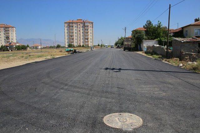 Larende Ve Sümer Mahallelerinde Asfaltlanmamış Yol Kalmadı