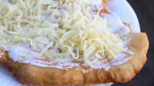 Bilmeniz ve Sevmeniz Gereken 20 Macar Yemeği