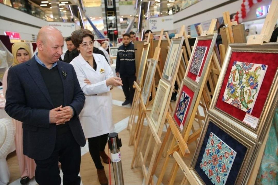 Kocasinan Akademi Sergisi B&uuml;y&uuml;k Beğeni Topladı