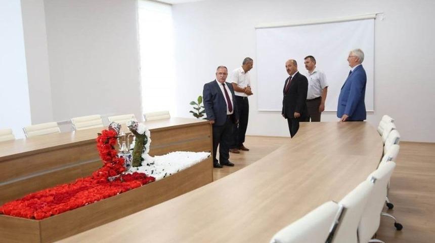 K&uuml;tahya&rsquo;nın En L&uuml;ks Resmi Kurum Binası