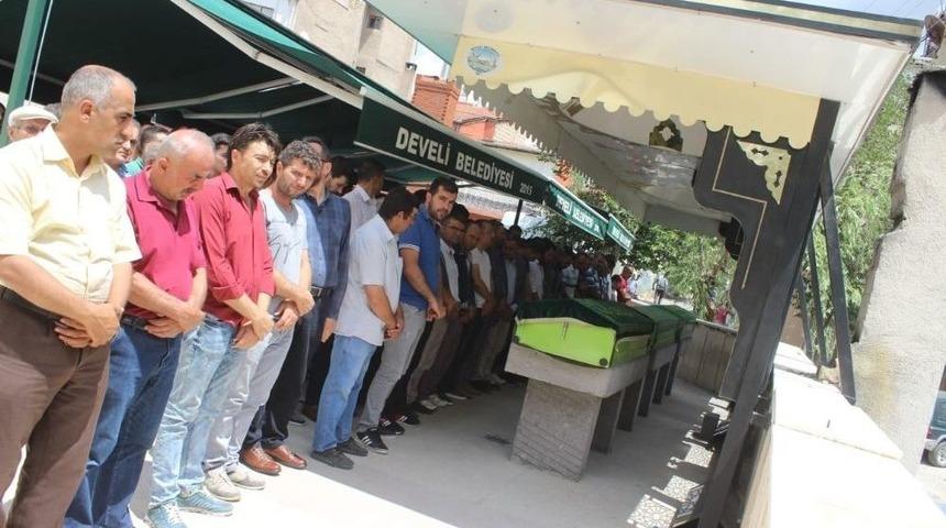 Feci Kazada Hayatını Kaybedenler Toprağa Verildi