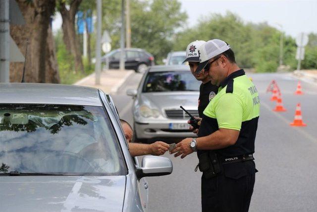 Edirne’de Tescilsiz Ve Abart Egzozlu Araçlara Geçit Yok