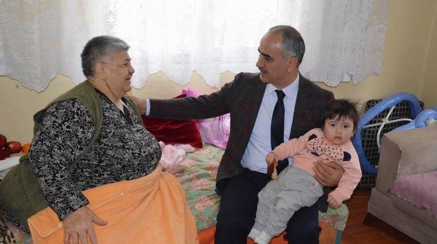 Başkan Aydın&rsquo;dan, İhtiya&ccedil; Sahibi Aileye Yardım Eli