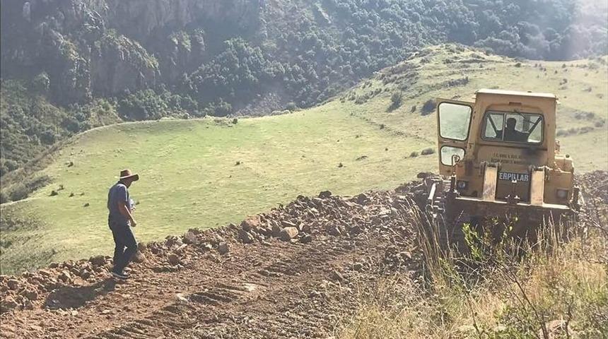 Susuz Çermik Suyuna Yol Yapılıyor