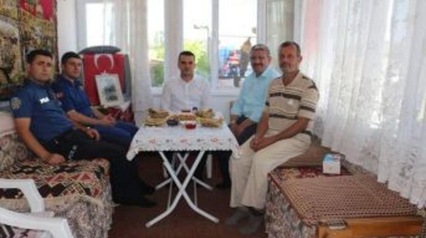 Altıntaş Protokolünden Kıbrıs Gazisine Bayram Ziyareti