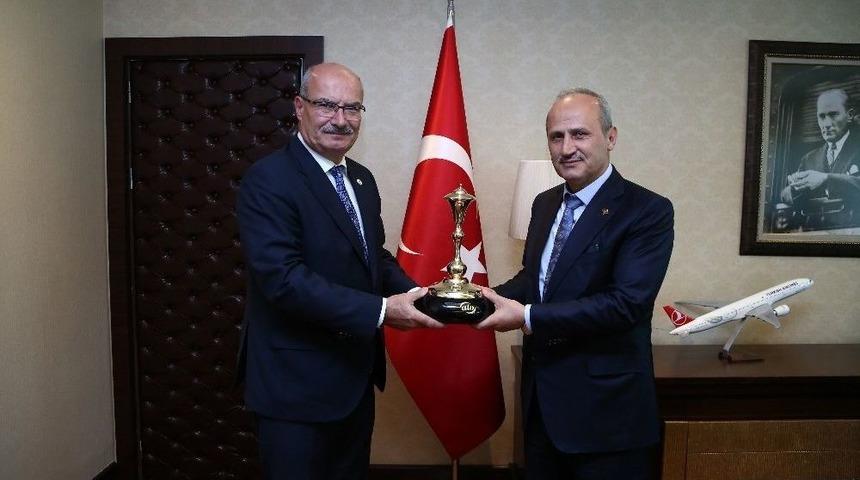 Ulaştırma Ve Altyapı Bakanlığından Direkt U&ccedil;uşa Destek