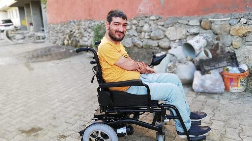 İstanbul&rsquo;dan Sason&rsquo;daki Engelli Vatandaşlara Yardım Eli