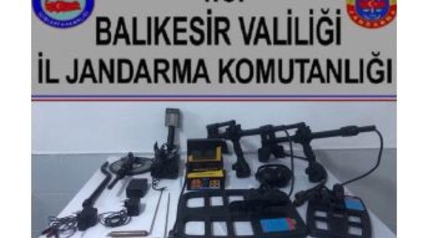 Ka&ccedil;ak Kazı Yapanlar Yakalandı