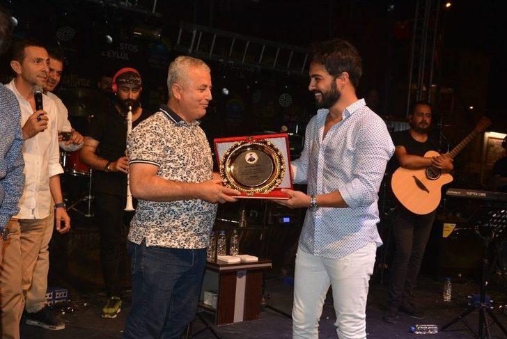 Yusuf Güney Ve Simge Sağın Hayranlarını Coşturdu G2