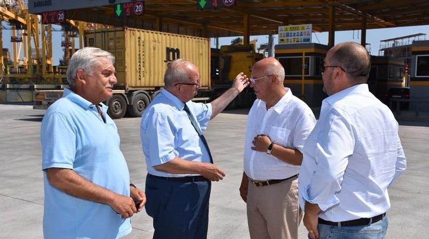 Başkanlar, Türkiye’nin En Büyük Limanında İncelmelerde Bulundu