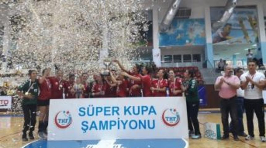 Süper Kupa Muratpaşa’nın