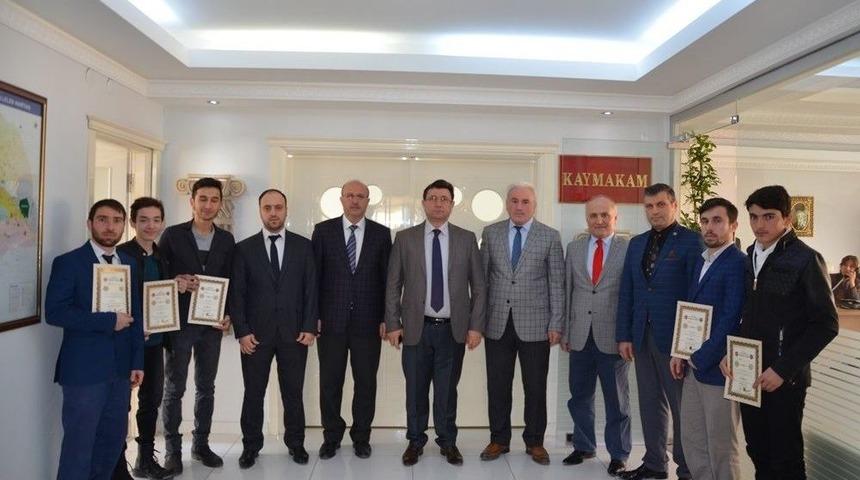 Hafızlık Belgelerini Aldılar