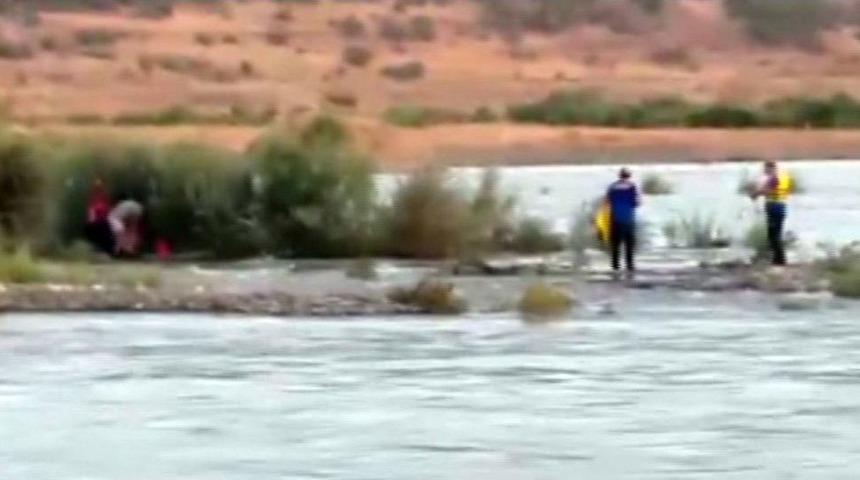 Baraj Suyu Yükseldi, 5 Genç Mahsur Kaldı