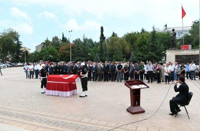 Trabzonlu Eski Vali Kaşif Tosun’a Son Görev