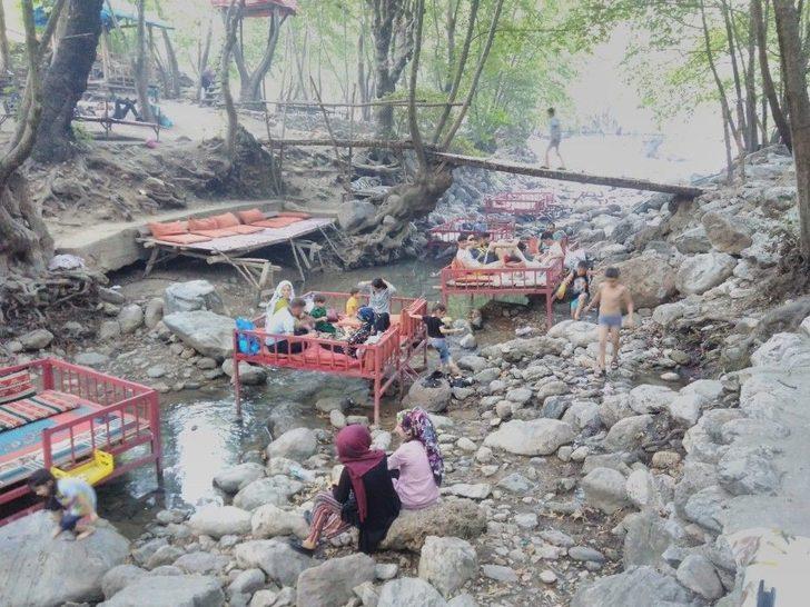Terörden Temizlenen Kırsaldaki Mesire Alanları Ziyaretçilerin Akınına Uğruyor G2
