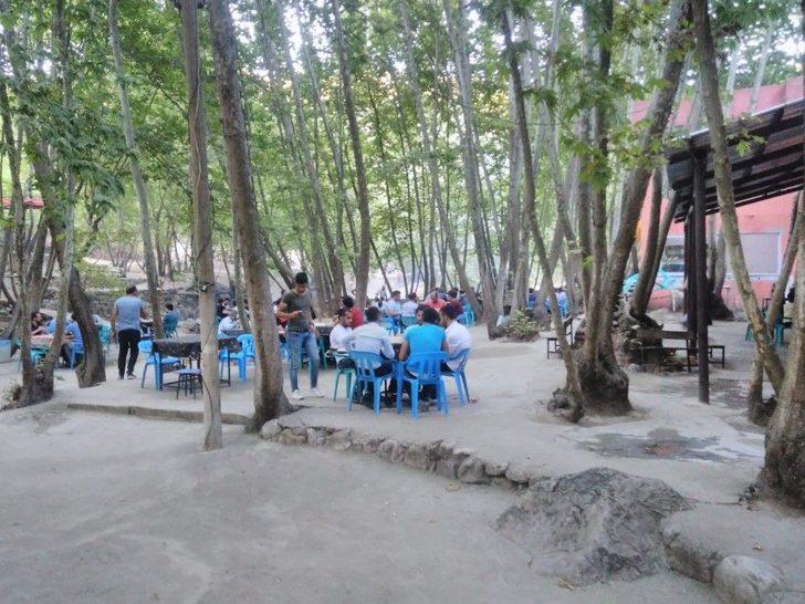 Terörden Temizlenen Kırsaldaki Mesire Alanları Ziyaretçilerin Akınına Uğruyor G3