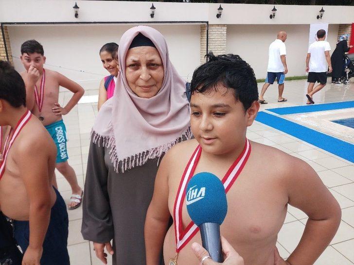 Ataşehir’de Çocuklar Hem Yüzdü Hem Eğlendi G4