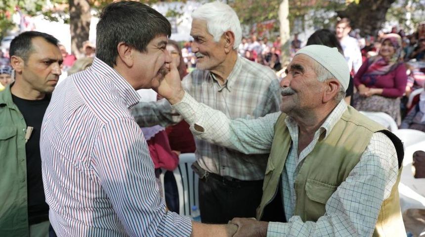 Başkan T&uuml;rel Ernez Bal Festivali&rsquo;ne Katıldı