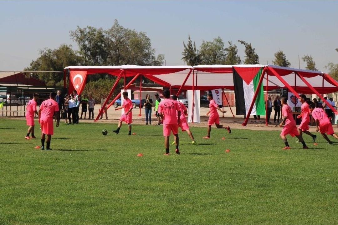 Şili&rsquo;de Filistinli Vatandaşlara Mesafeleri Ortadan Kaldıran Yardımlar Devam Ediyor