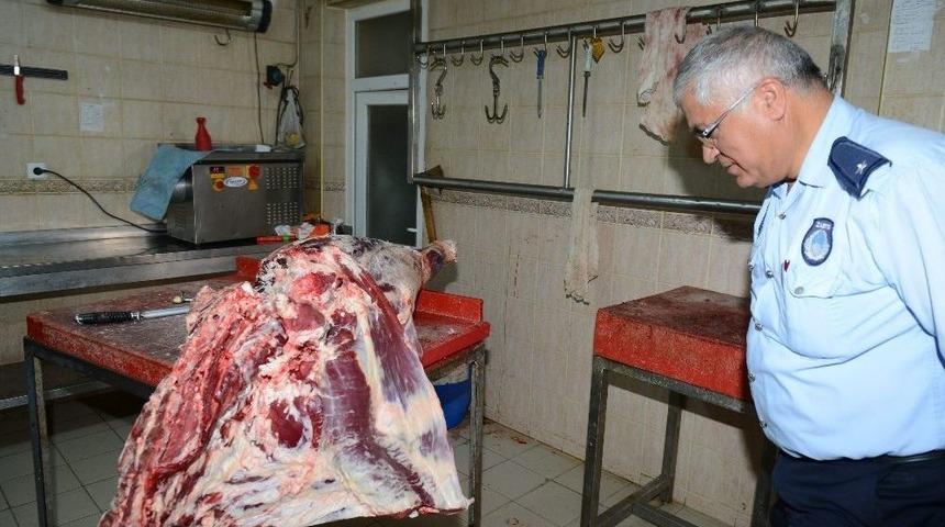 Isparta&rsquo;da Bayram &Ouml;ncesi Kasaplar Denetlendi