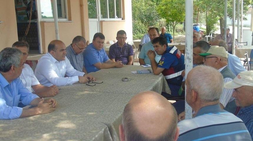Kaymakam &Ouml;zarslan Kırsal Mahallede Halk Toplantısı Yaptı