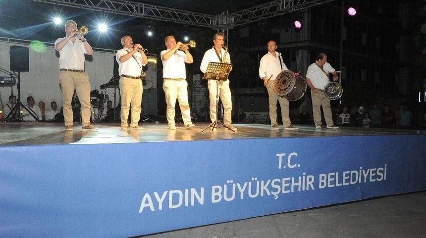 Makedonya Ve Rumeli G&ouml;&ccedil;menleri Folklor Festivali Başlıyor