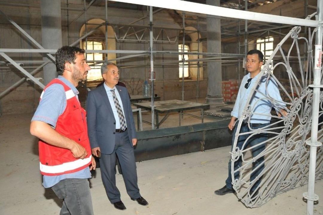 Akşehir D&uuml;nya Mizah Ustaları Sanat Evine Ulaşıyor